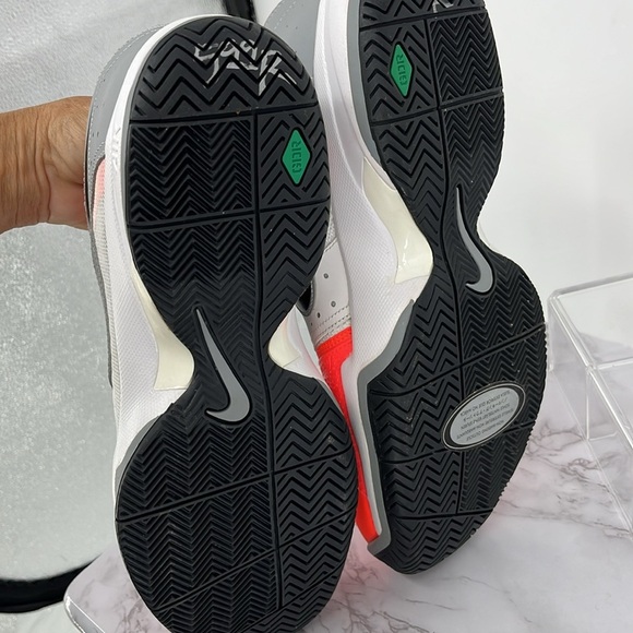 NIKE AIR CAGE COURT Sneakers Sz 13 White‎ Neon Coral Athletic Running Casual - Picture 5 of 10